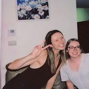 Meet your Posher, Laura